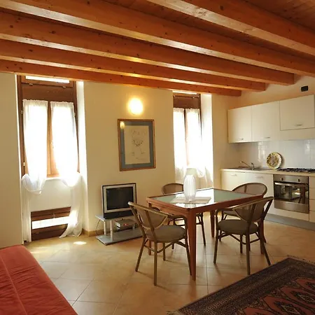 Apartment La Corte Dei Limoni