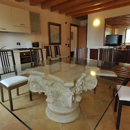 Apartment La Corte Dei Limoni